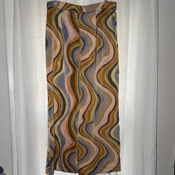 UO | Retro Wave Print Pants - Multicolor - Picture 4 of 4